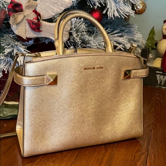 Michael Kors Purse - Picture 2 of 10